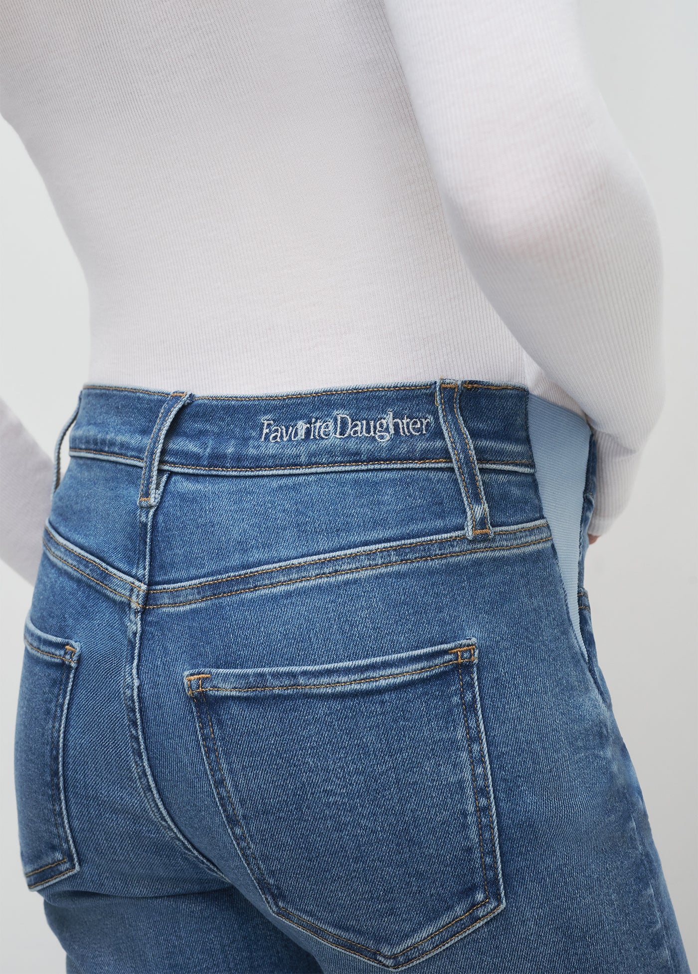 THE CROP BOOT MAMA - Image 5