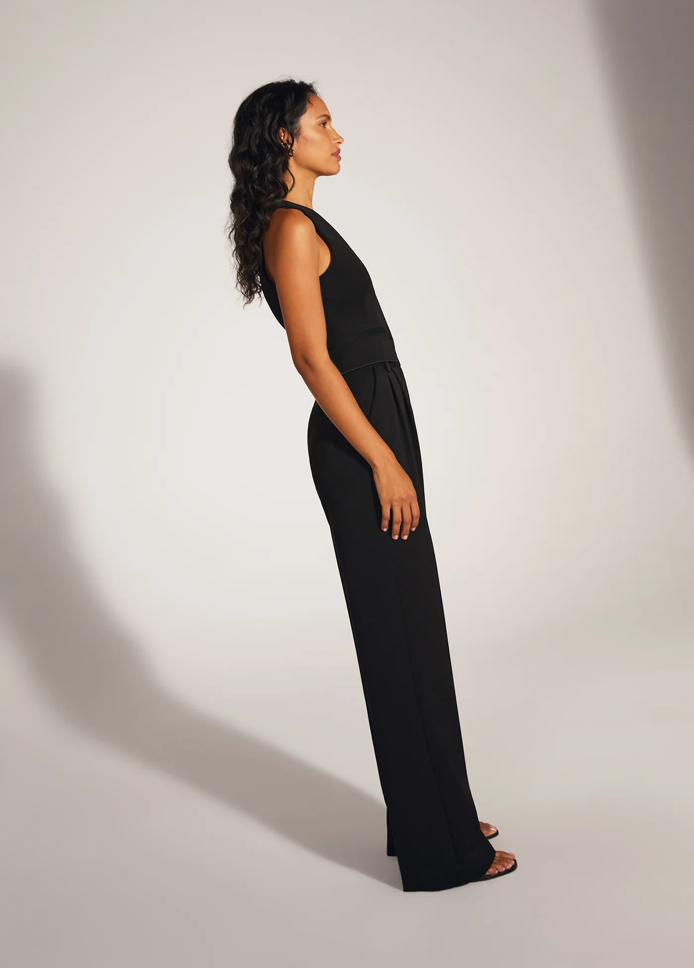 THE FAVORITE VEST - Image 5