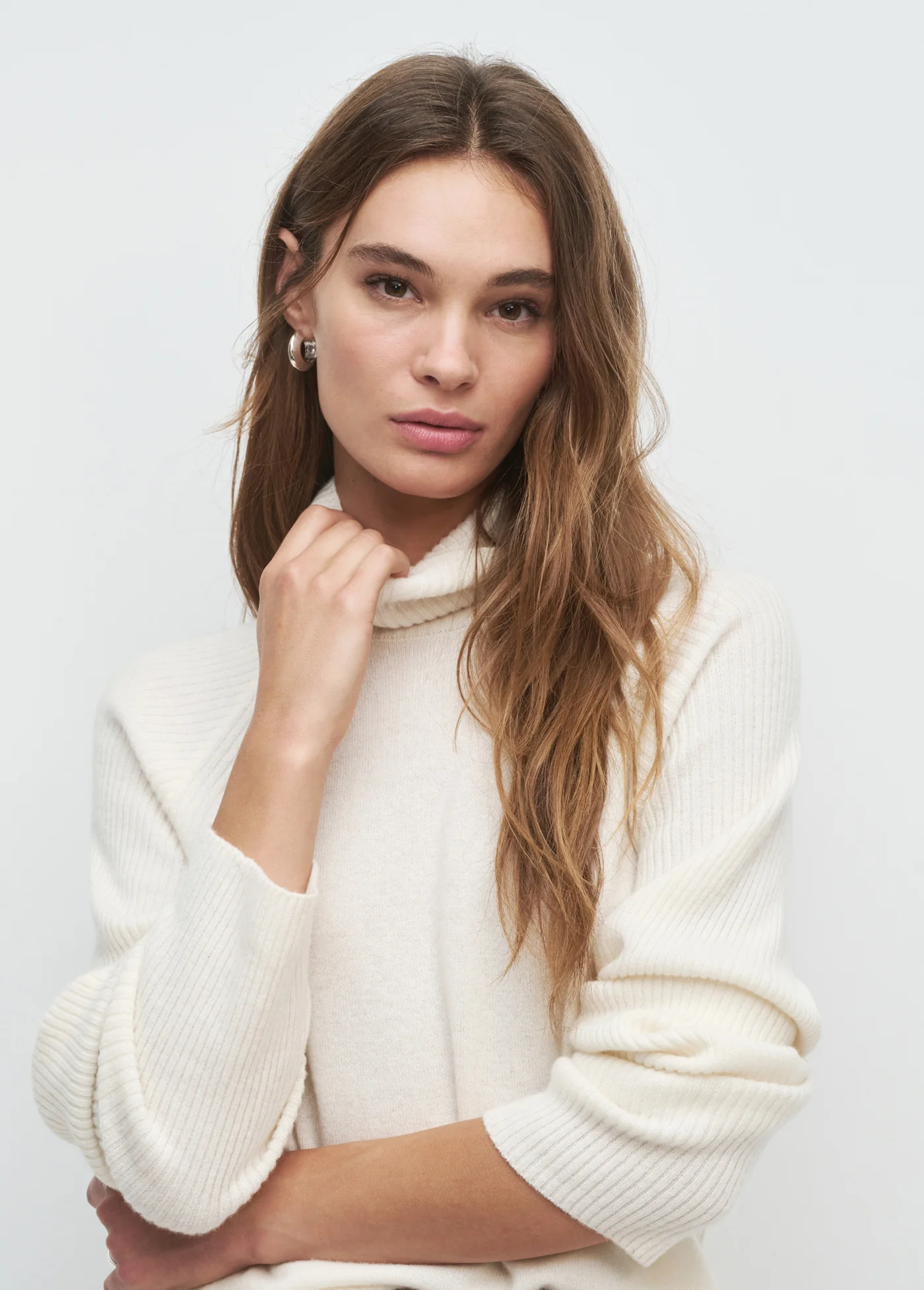 THE MINIMALIST SWEATER - Image 4
