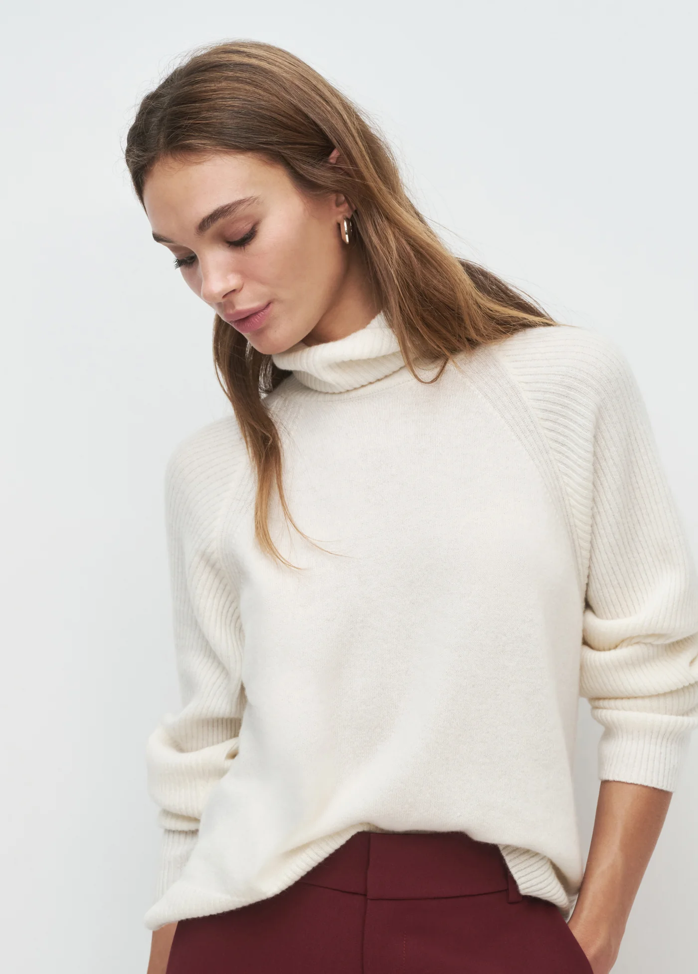 THE MINIMALIST SWEATER - Image 5