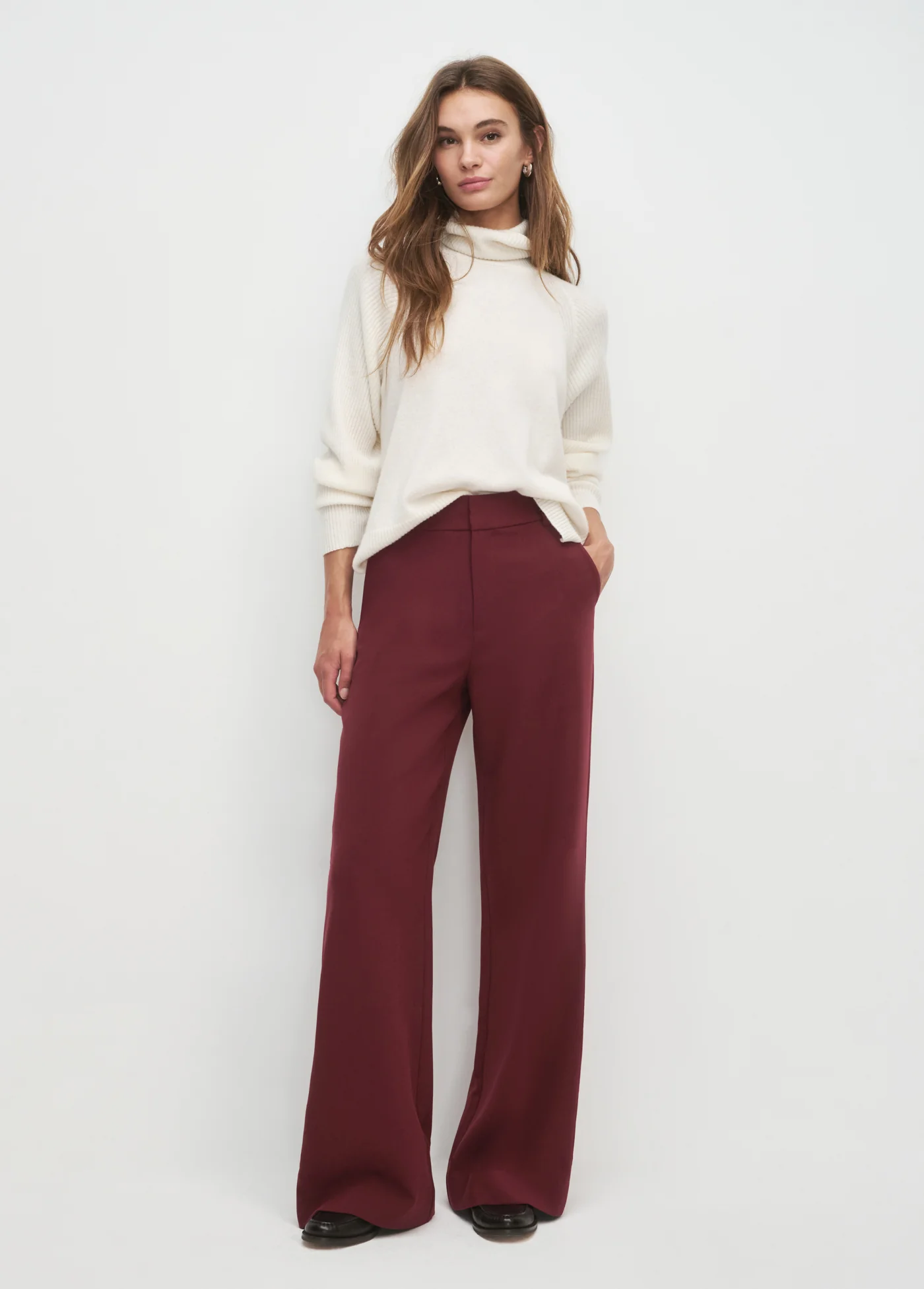 THE MINIMALIST SWEATER - Image 8