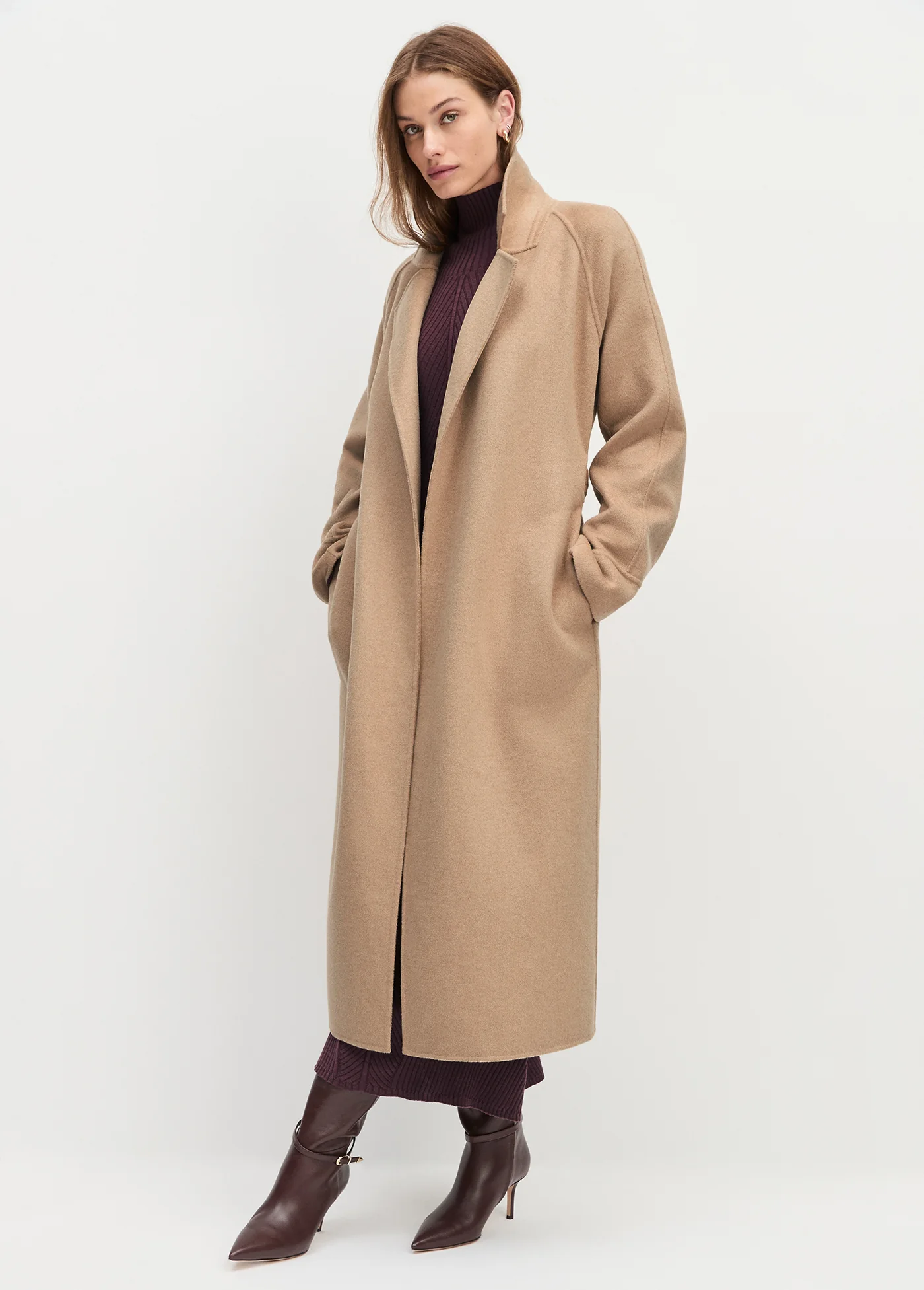THE PAOLA COAT - Image 6